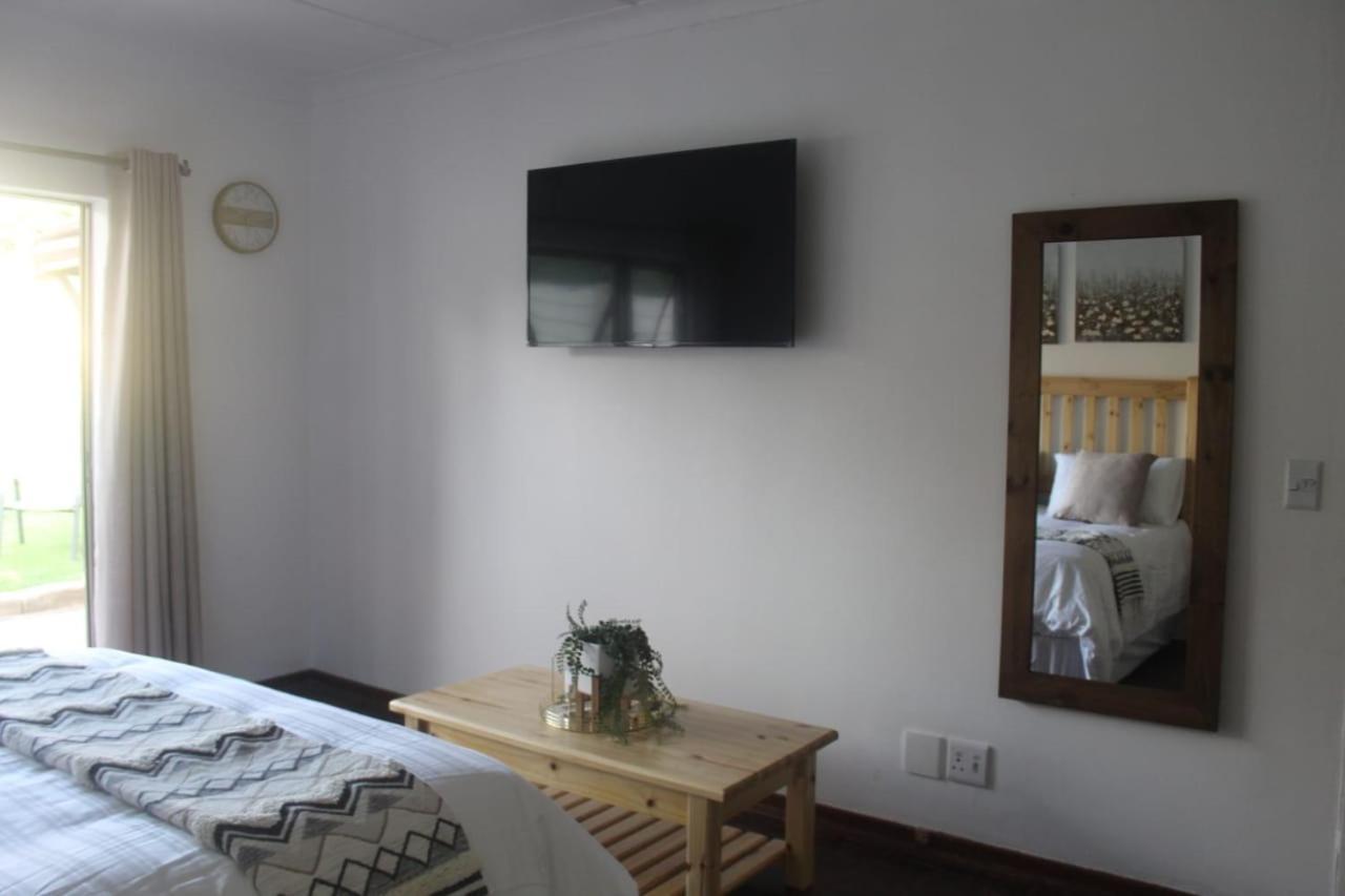 Alu Guesthouse Roodepoort Habitación foto